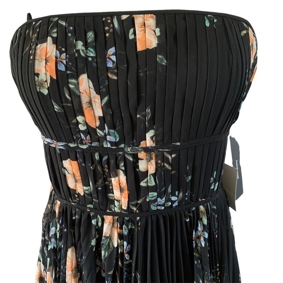 Lulu’s New With Tags Flowering Romance Black Floral Print Pleated Maxi Dress - Picture 7 of 16